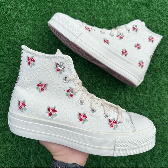 Converse Chuck Taylor All Star Lift Platform High Top Rose Cross Stitch - Picture 3 of 13